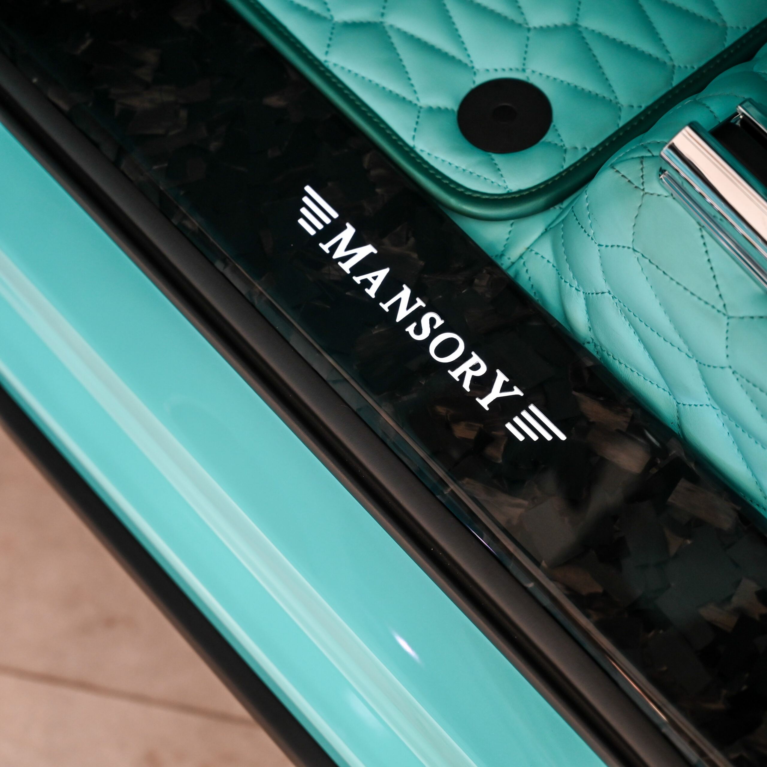 Mansory Bentayga, 8/16