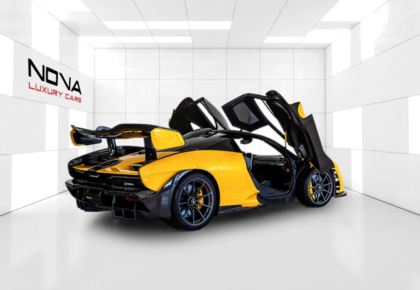 2019 McLaren Senna