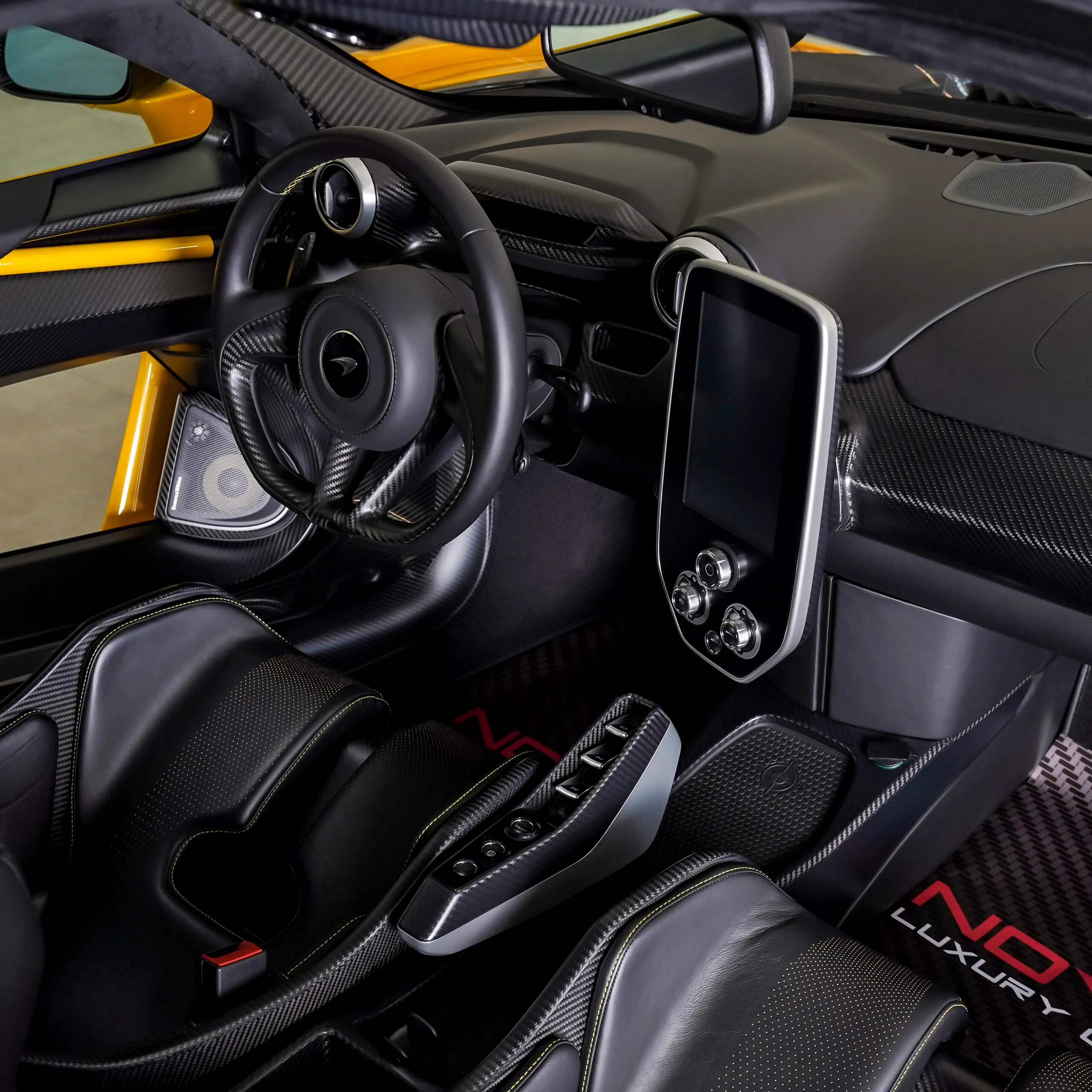 2019 McLaren Senna interior, dashboard