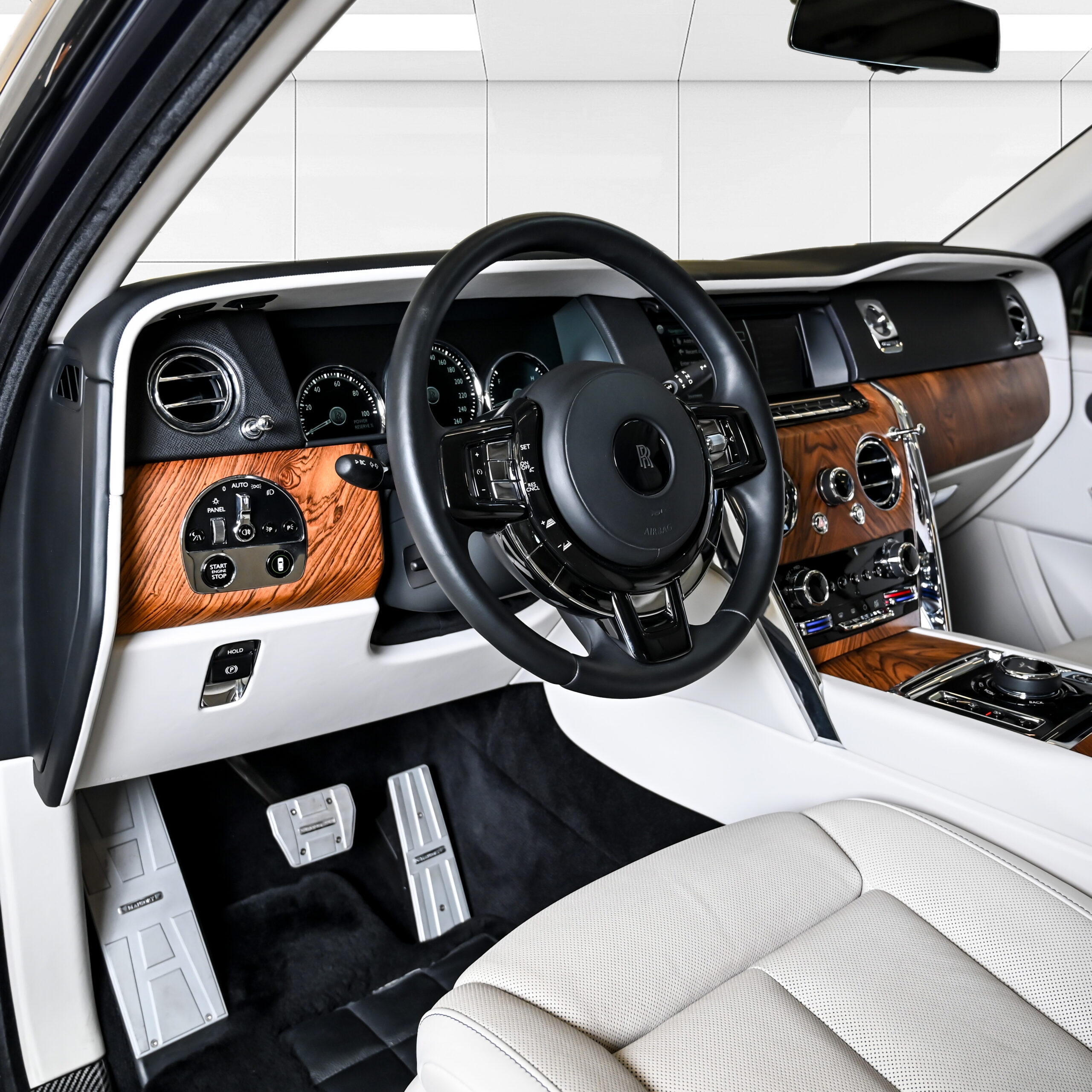2020 Mansory Cullinan, 9/12