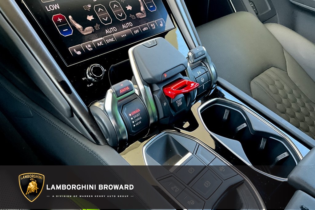 2023 Lamborghini Urus S, 16/20