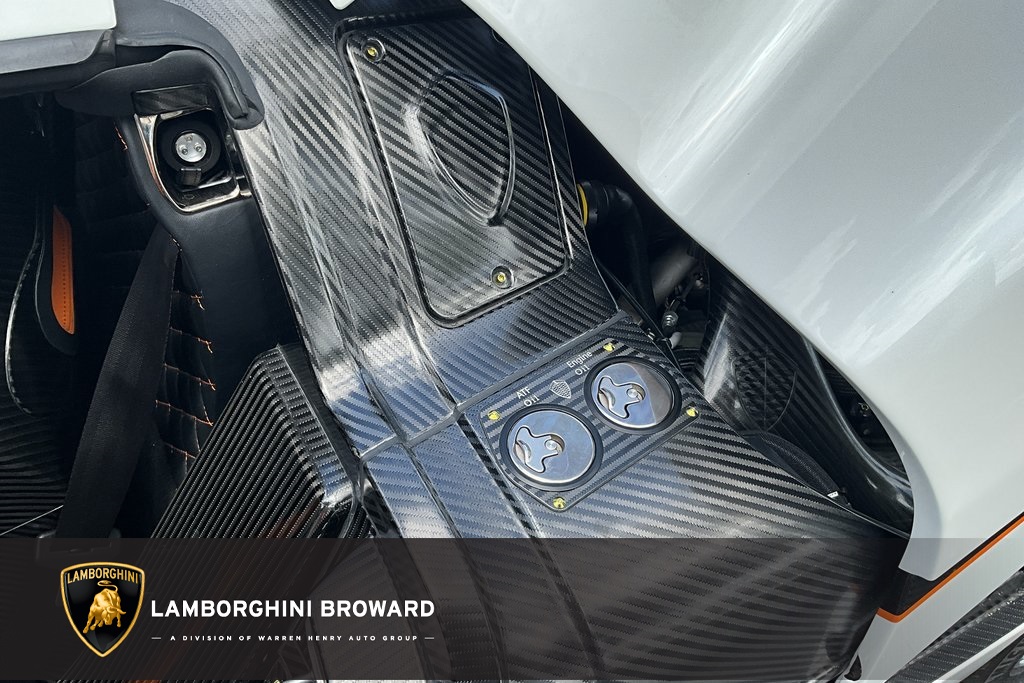 2021 Koenigsegg Regera, 17/20