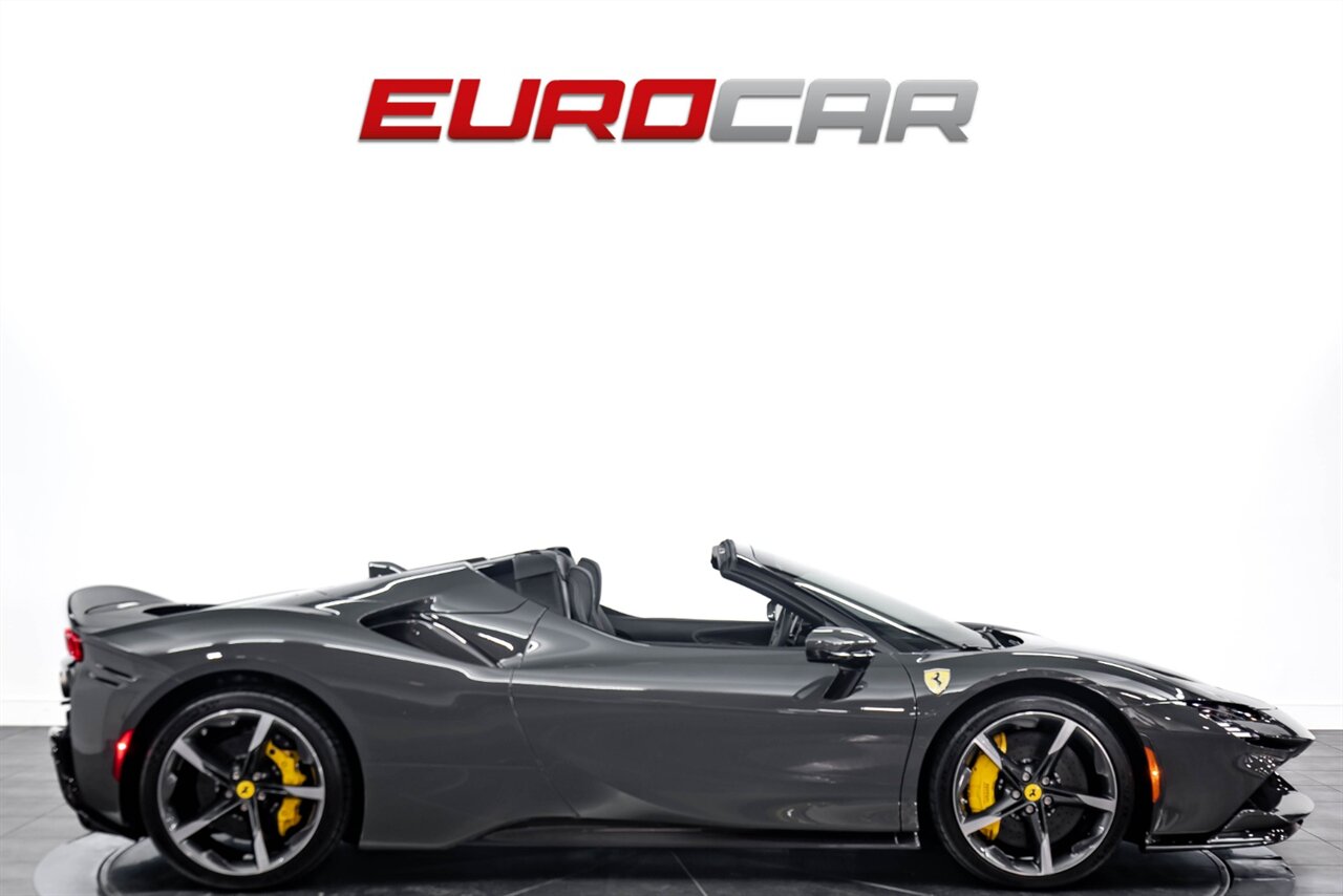 2023 Ferrari SF90 Assetto Fiorano, 7/20