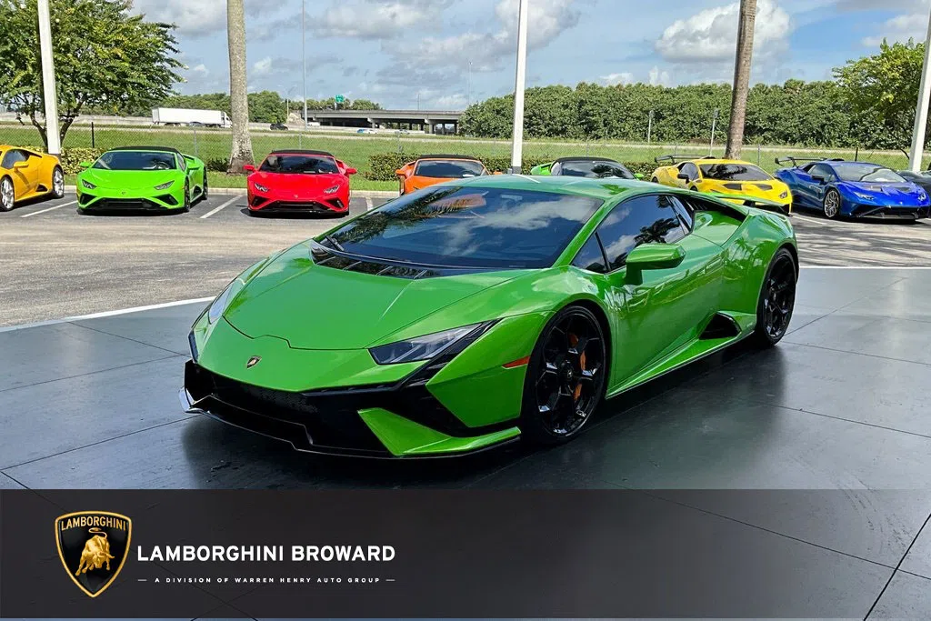 2023 Lamborghini Huracán for sale, exterior, Verde Mantis Metallic