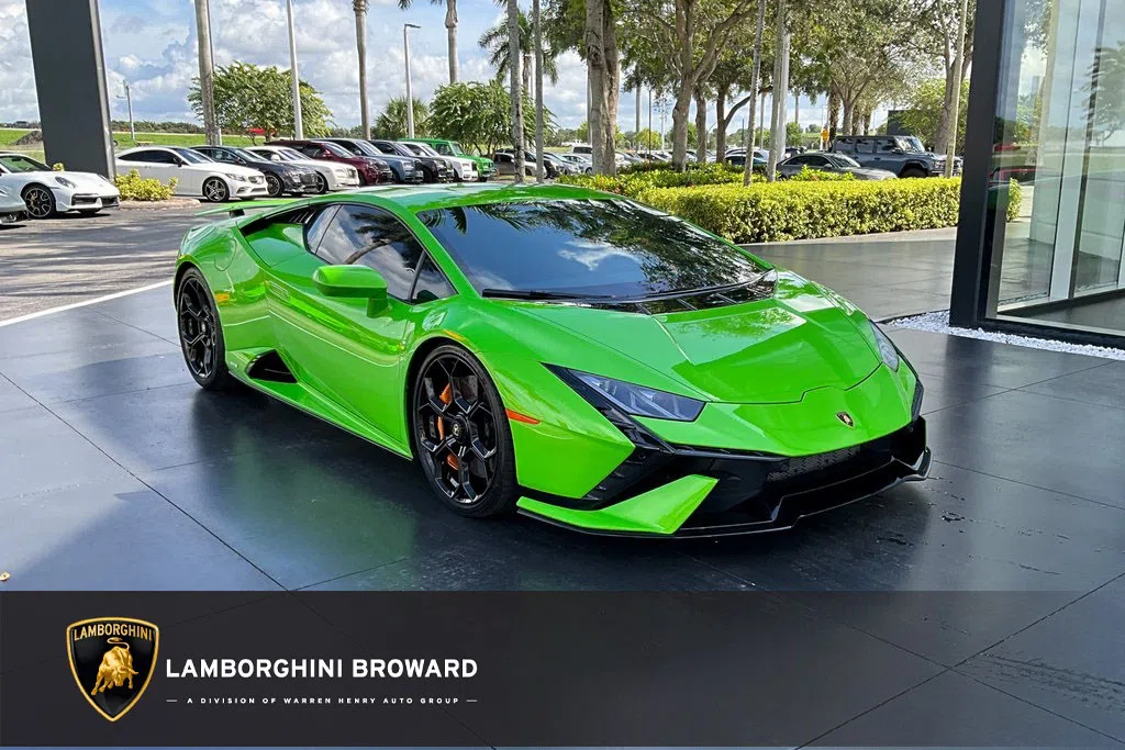 2023 Lamborghini Huracán for sale, exterior, Verde Mantis Metallic