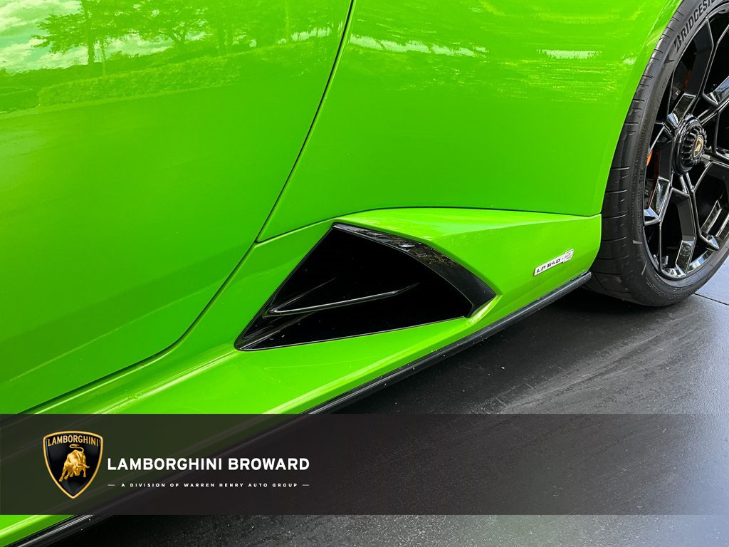 2023 Lamborghini Huracán, 10/17
