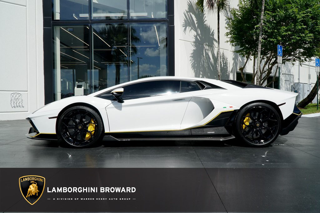 2022 Lamborghini Aventador LP 780-4 Ultimae, 3/15
