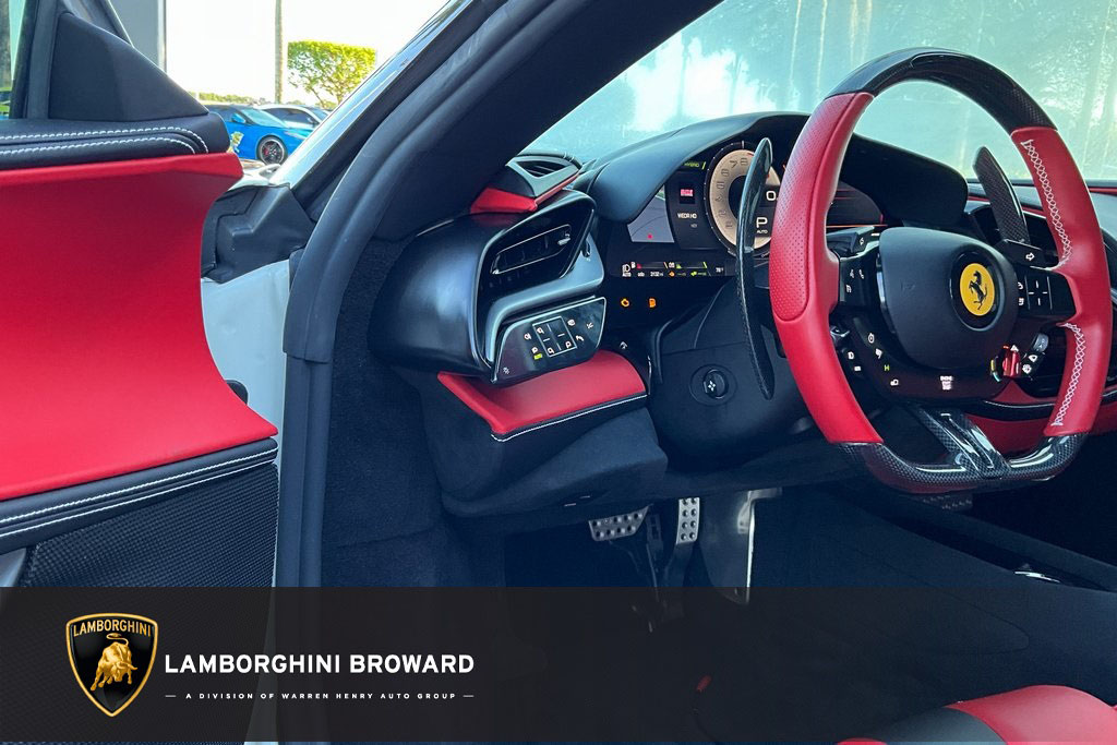 2022 Ferrari SF90 Stradale, 11/17