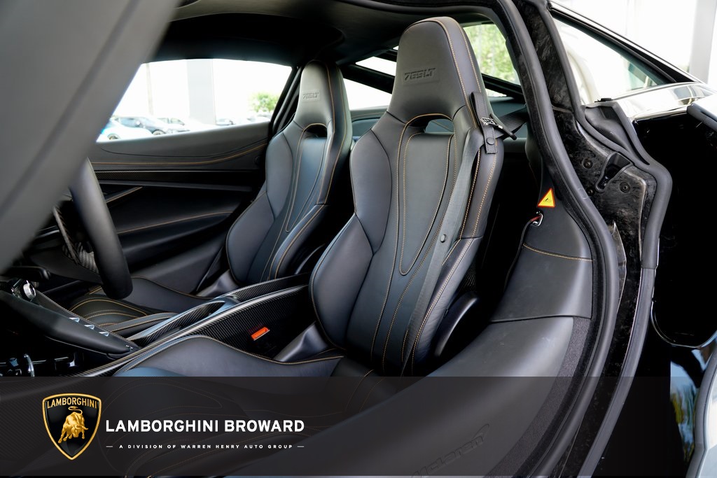 2021 McLaren 765LT, 13/16