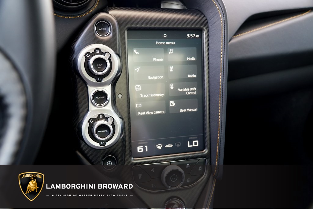 2021 McLaren 765LT, 15/16