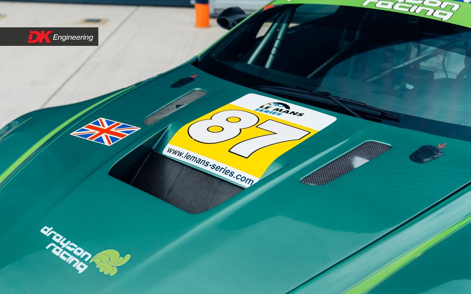 2008 Aston Martin Vantage GT2, 17/20