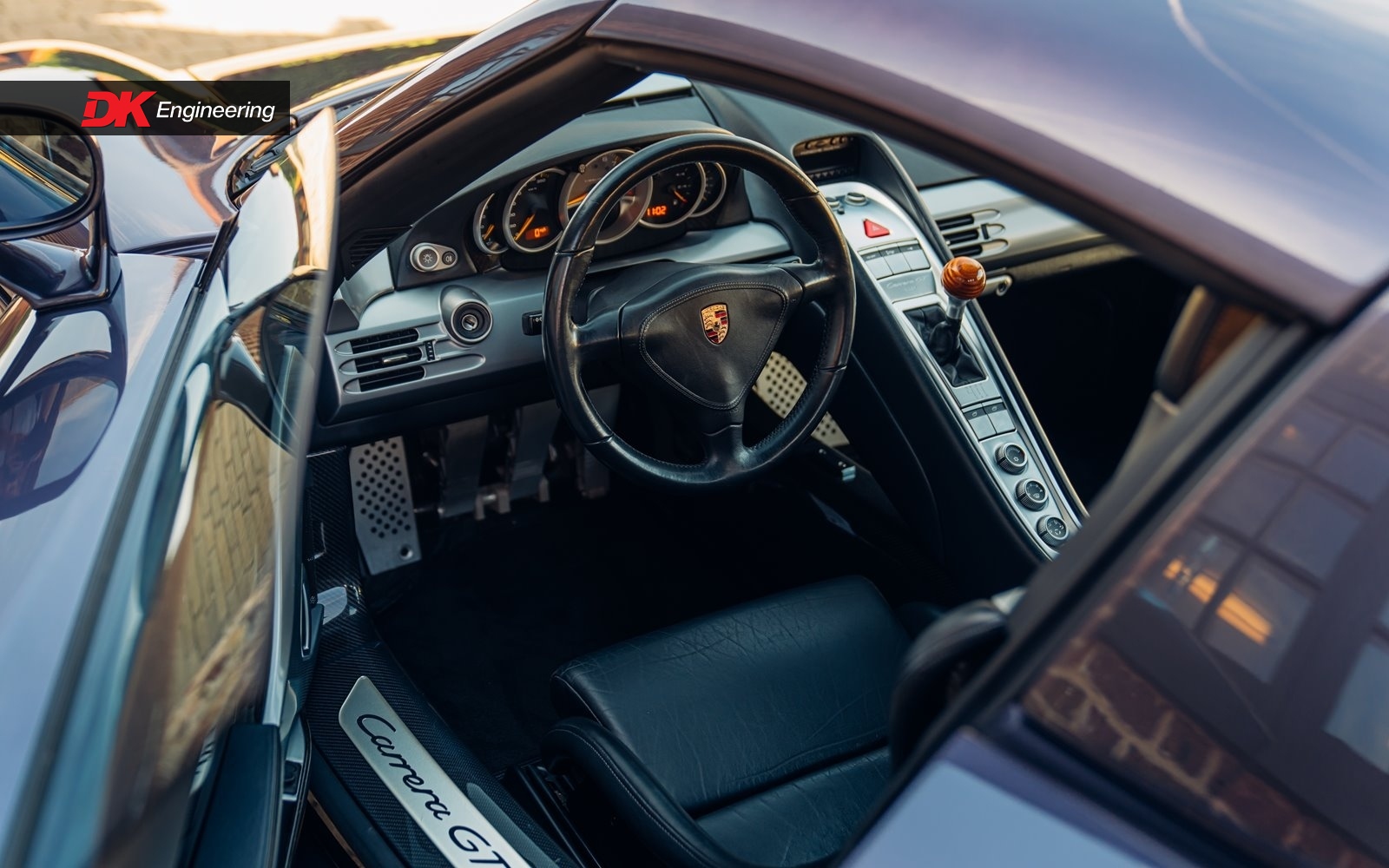 2004 Porsche Carrera GT, 4/18