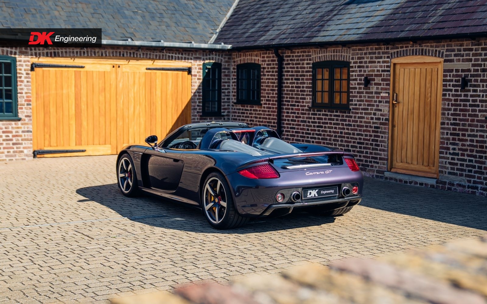 2004 Porsche Carrera GT, 8/18
