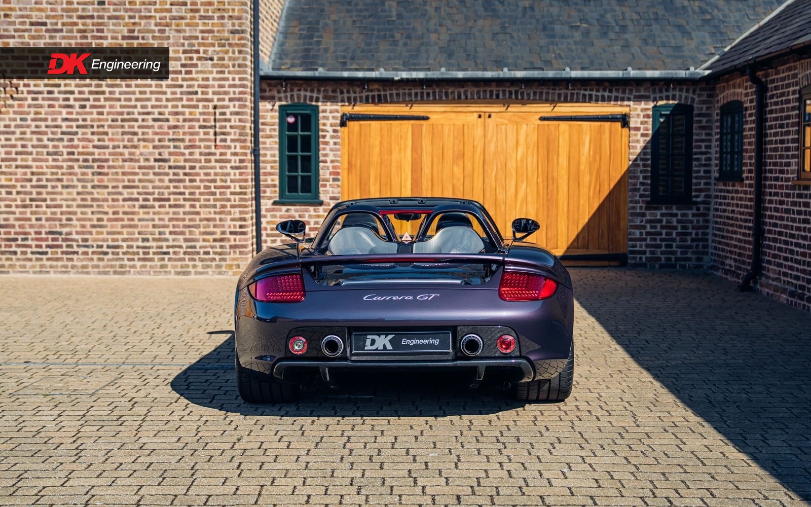 2004 Porsche Carrera GT, 10/18