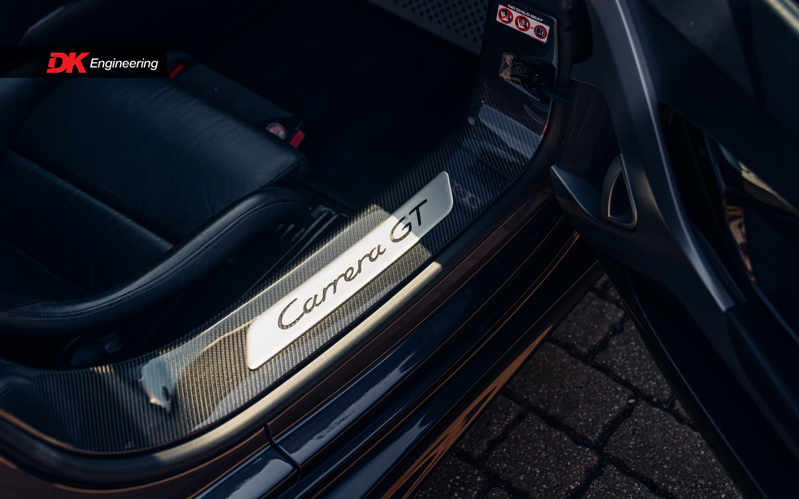 2004 Porsche Carrera GT, 14/18