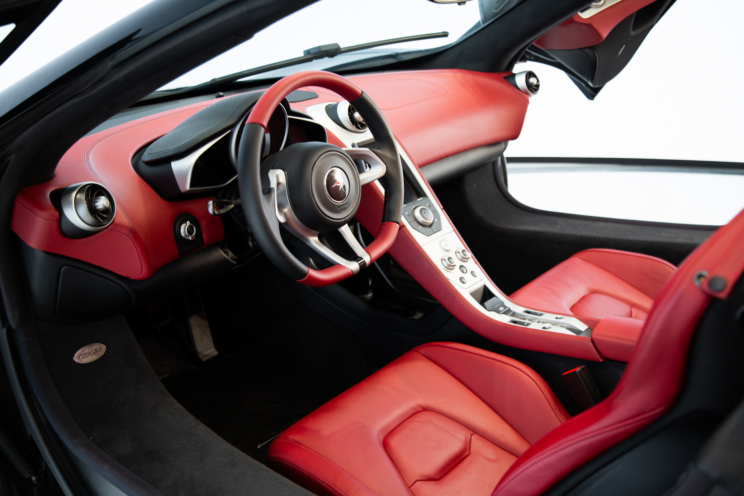 2013 McLaren MP4-12C Spider, 6/14