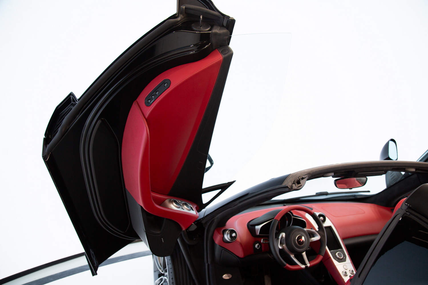 2013 McLaren MP4-12C Spider, 9/14