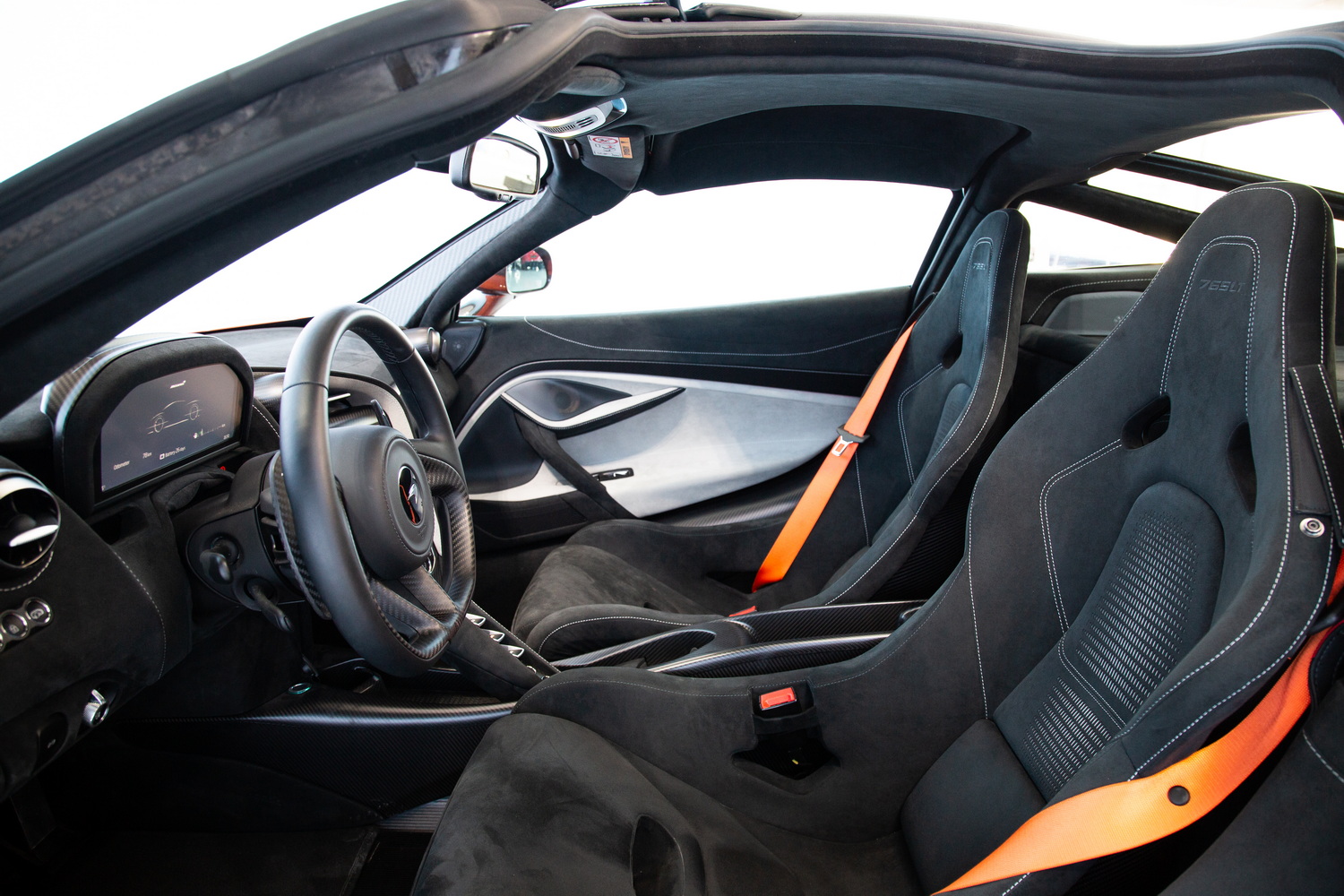 2021 McLaren 765LT, 6/20