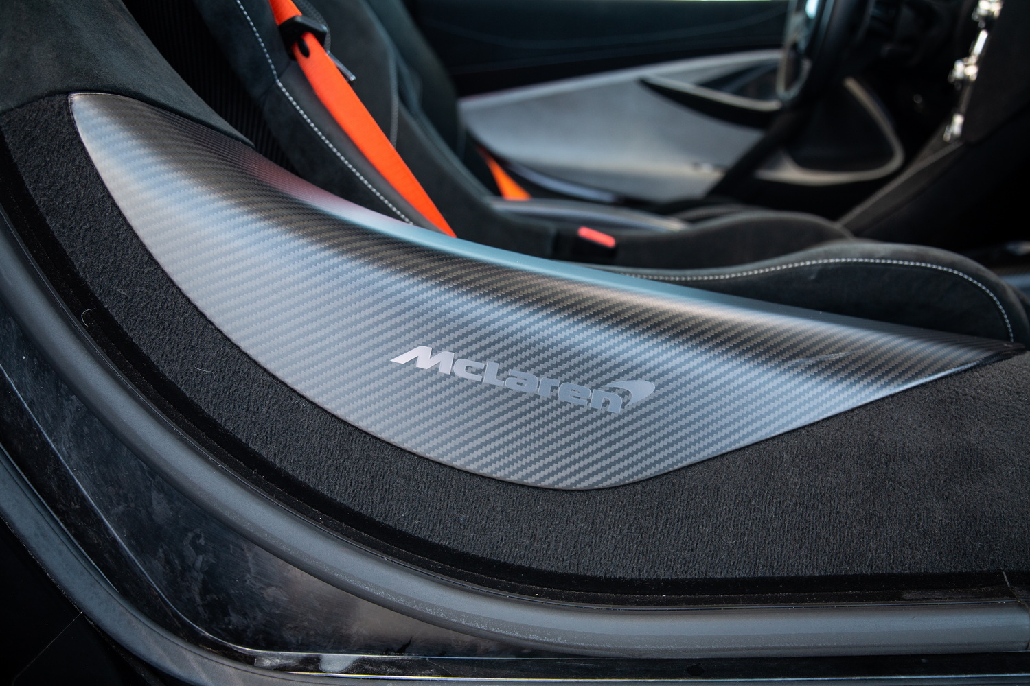 2021 McLaren 765LT, 11/20