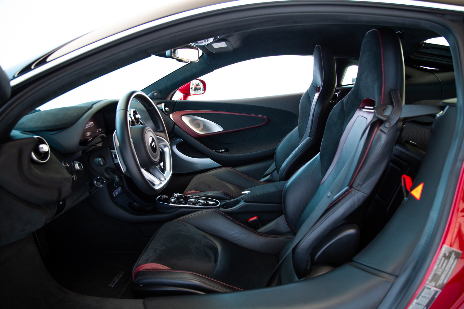 2020 McLaren GT, 8/17