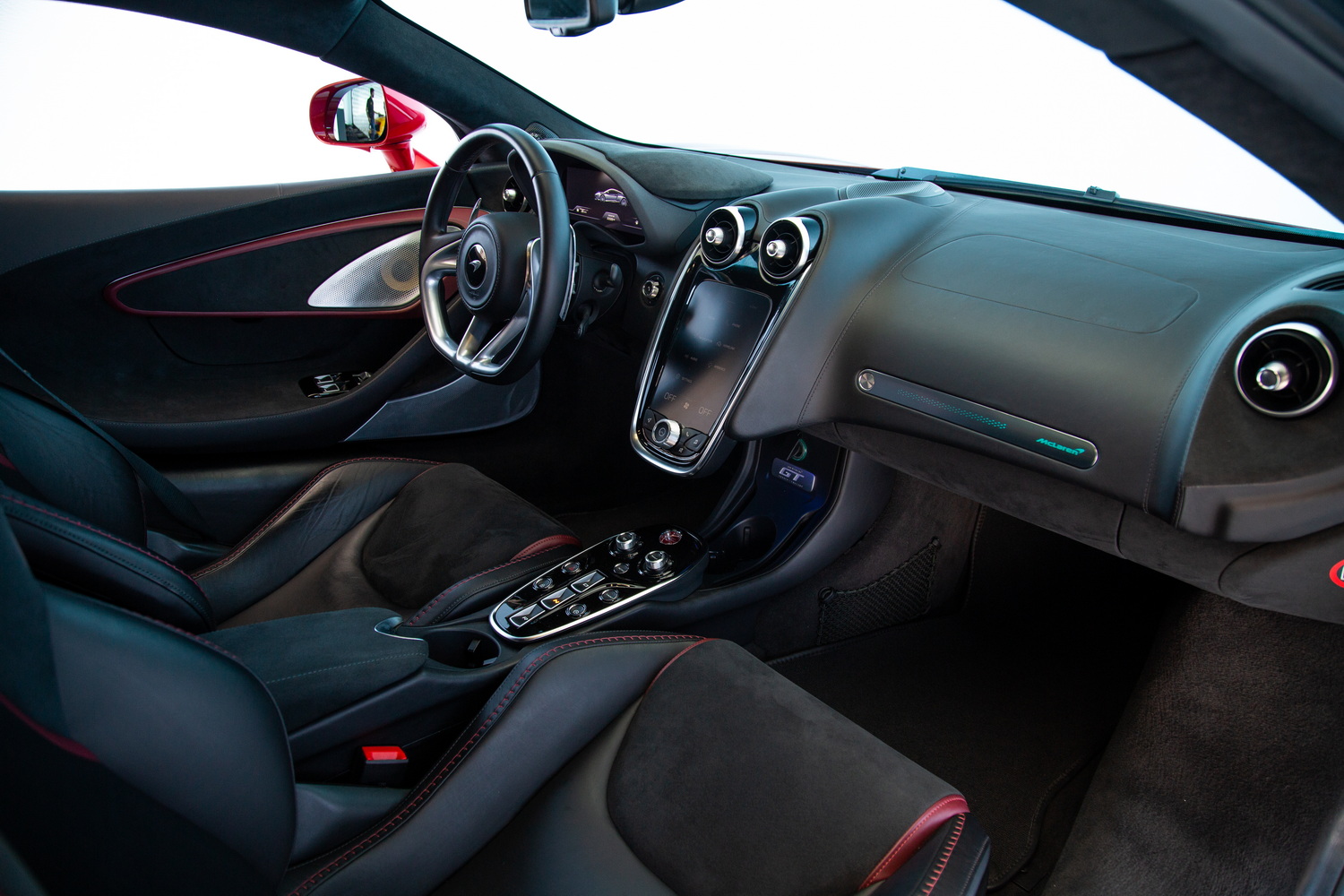 2020 McLaren GT, 9/17