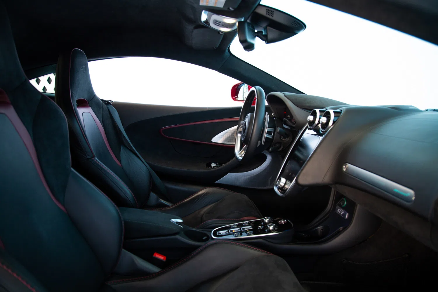 2020 McLaren GT interior