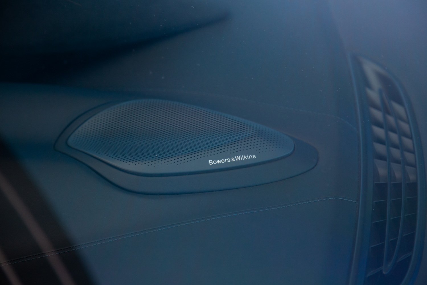2020 McLaren GT, 15/17