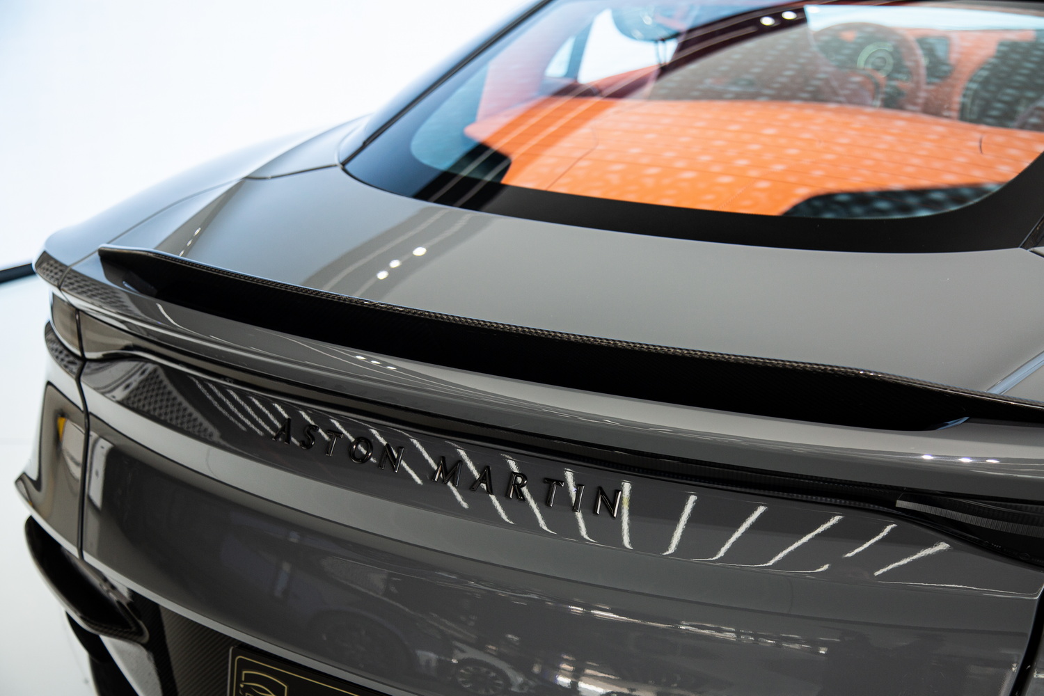 2022 Aston Martin DBS Superleggera, 19/19
