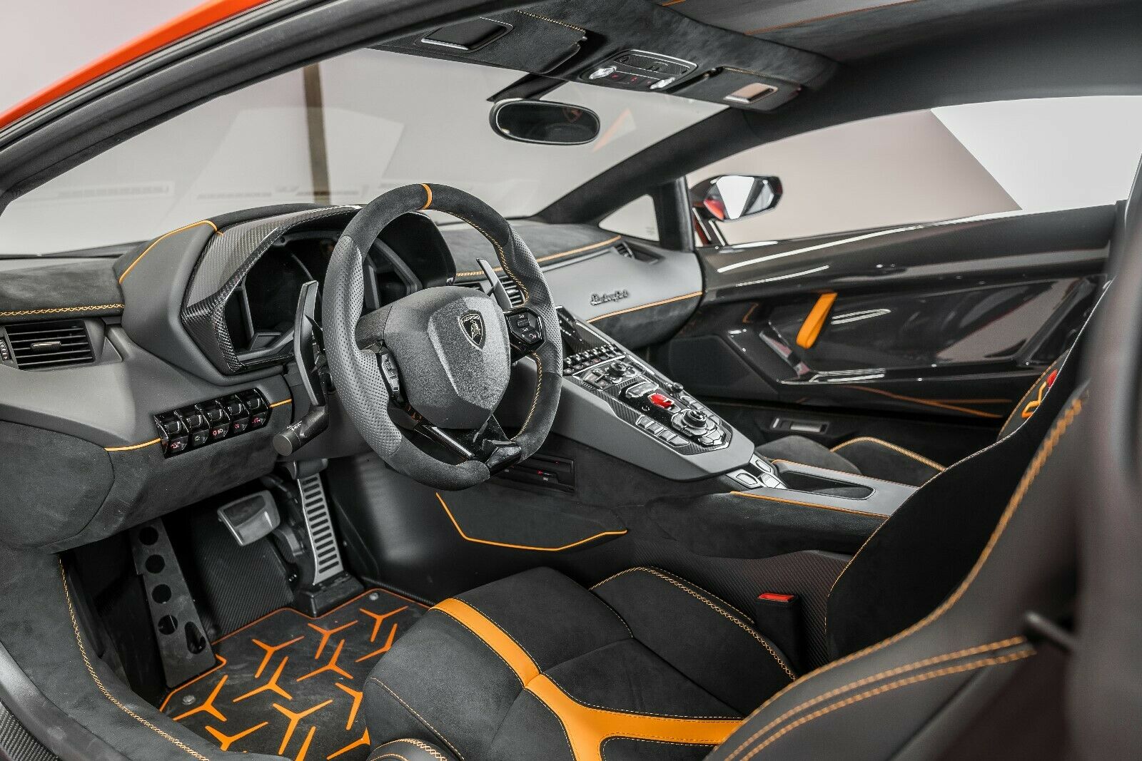 2019 Lamborghini Aventador SVJ, 2/20