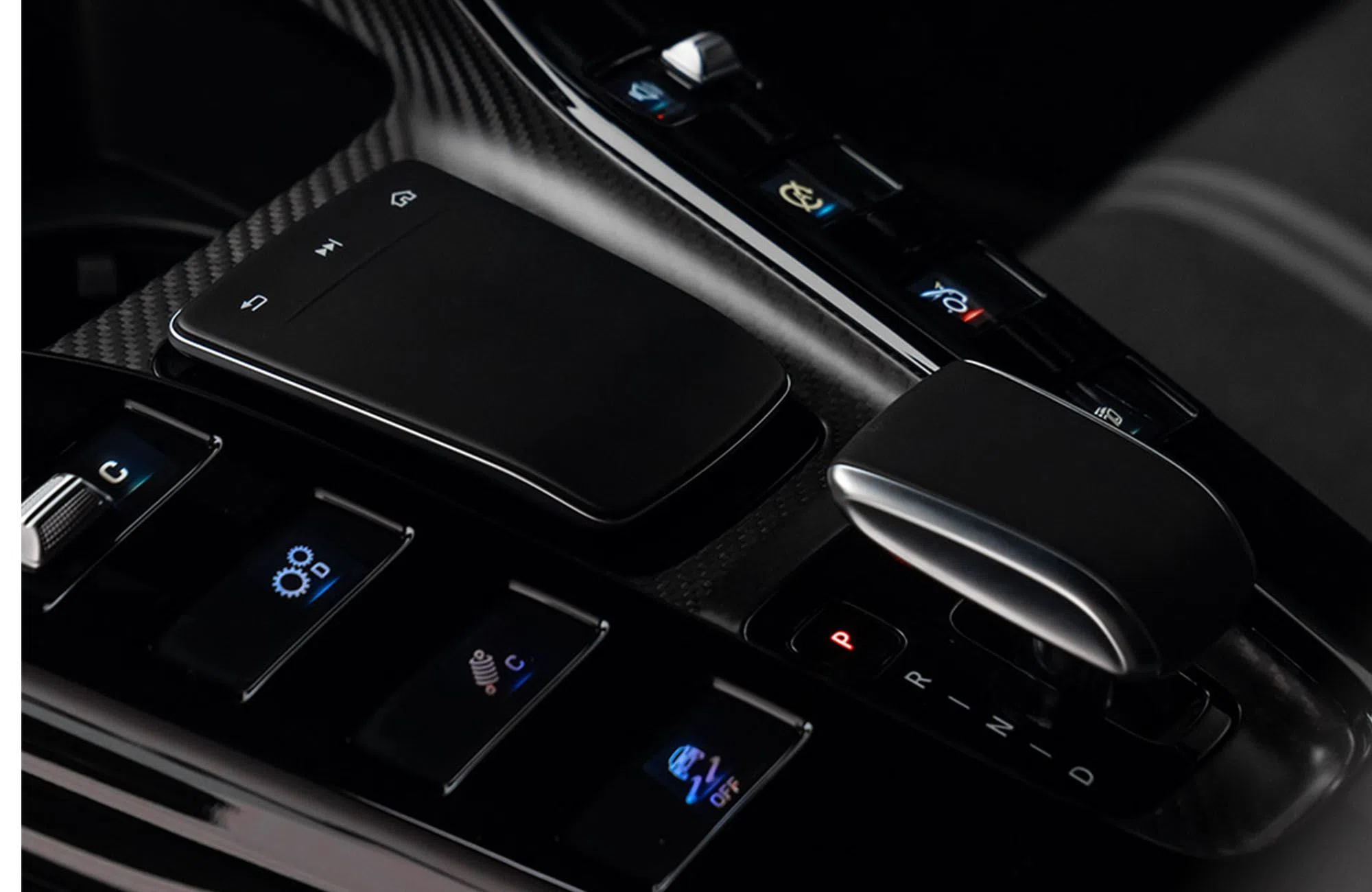 2022 Mercedes-AMG GT Black Series interior, center console