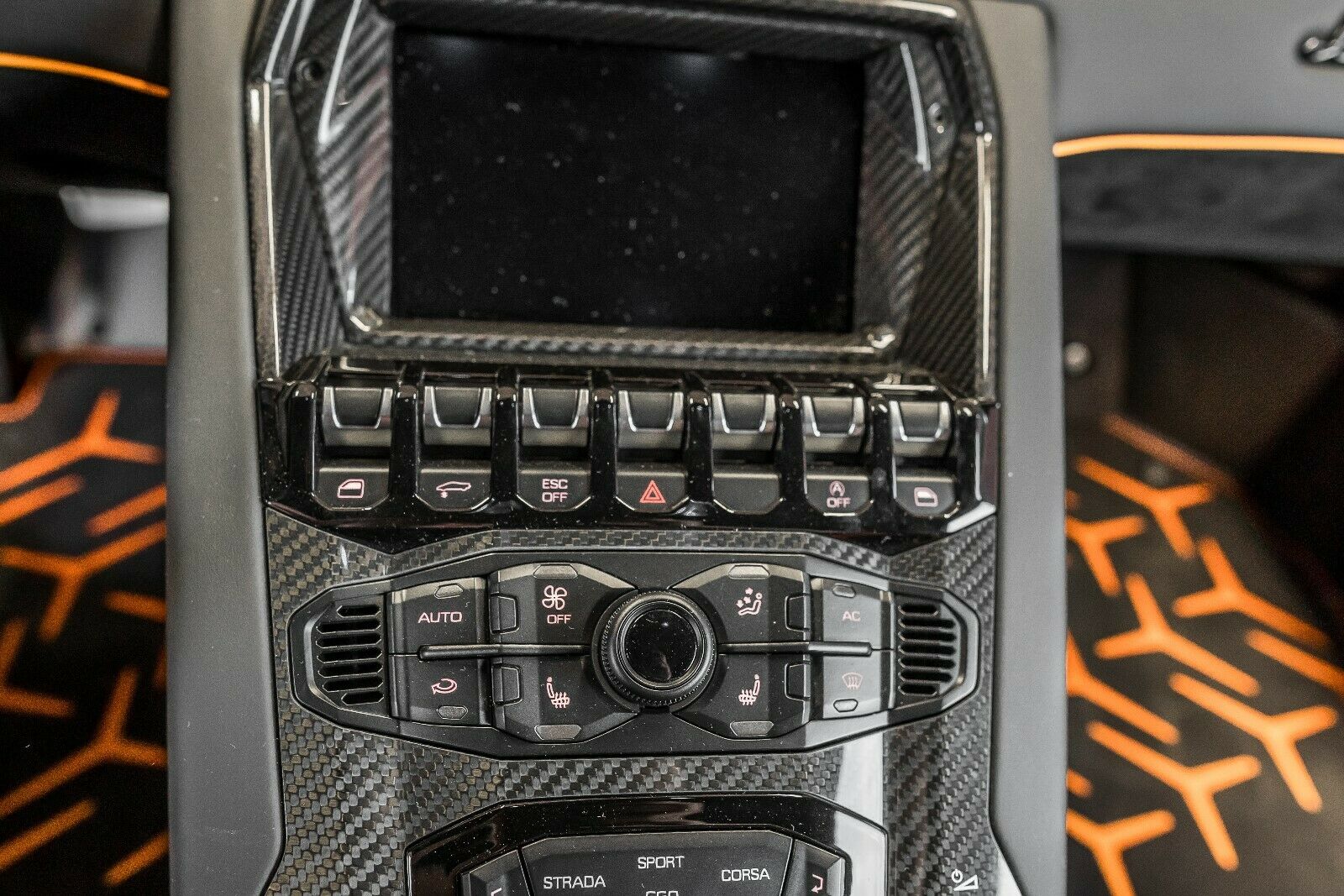 2019 Lamborghini Aventador SVJ, 13/20