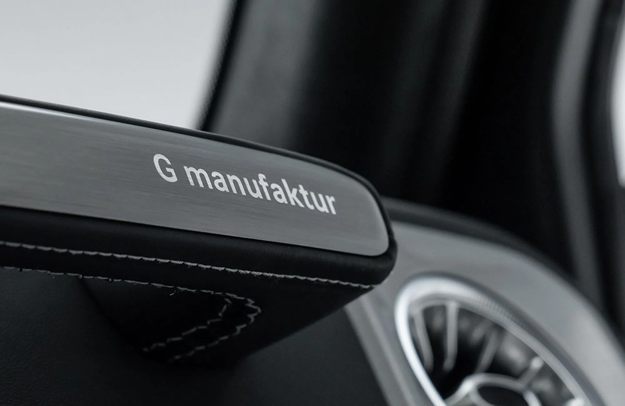 2023 Mercedes-AMG G 63 interior, center console