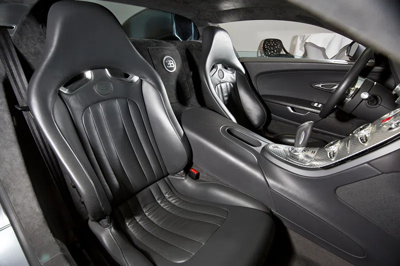 2008 Bugatti Veyron 16.4 interior, seats