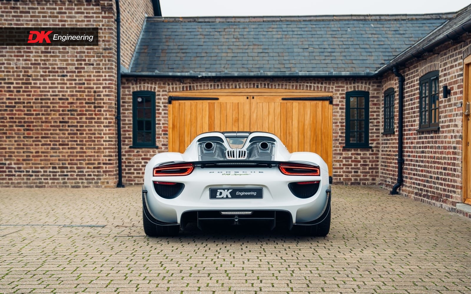 2015 Porsche 918 Spyder, 6/20