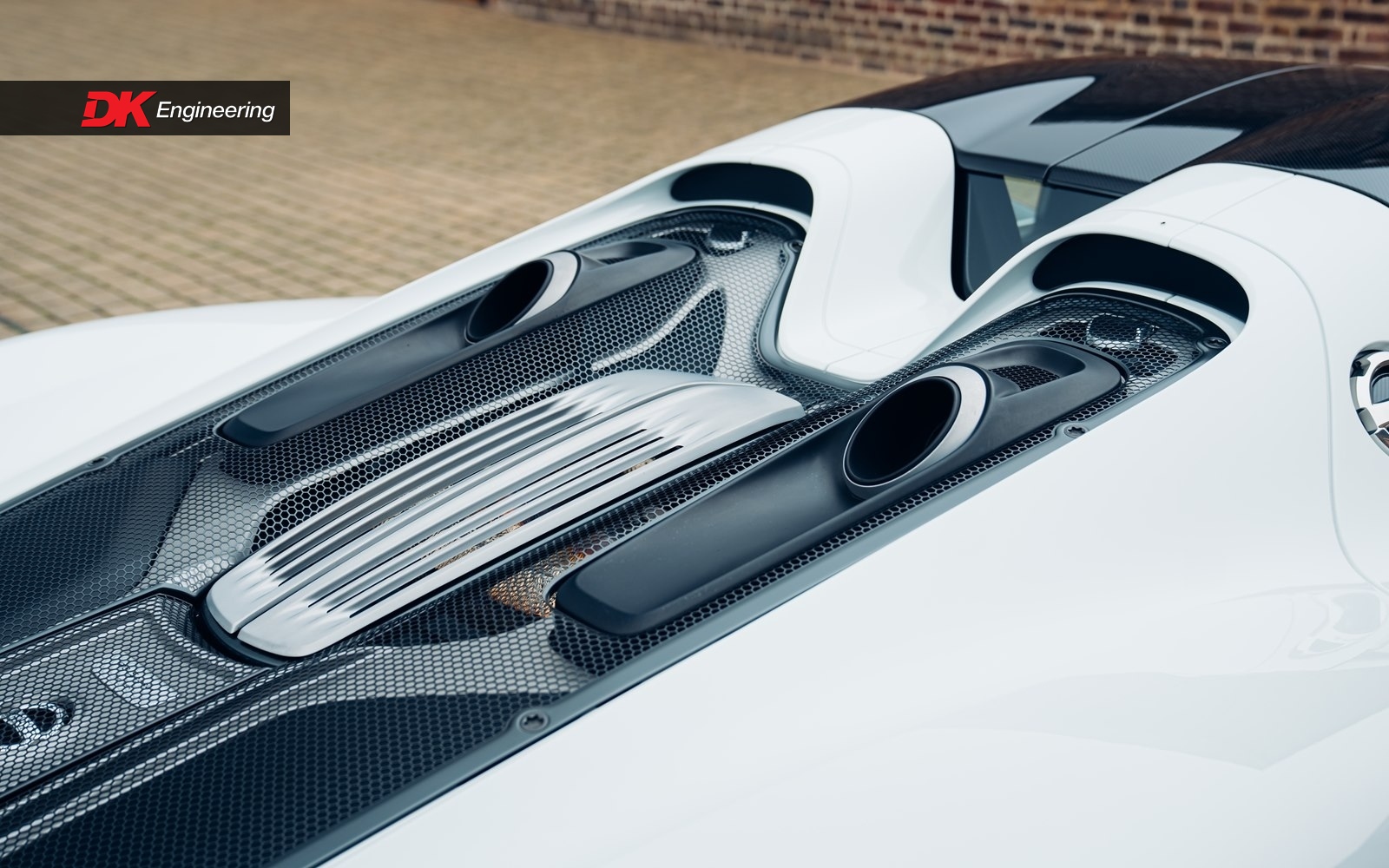 2015 Porsche 918 Spyder, 14/20