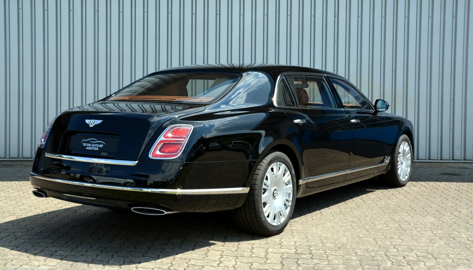2018 Bentley Mulsanne EWB, 8/14