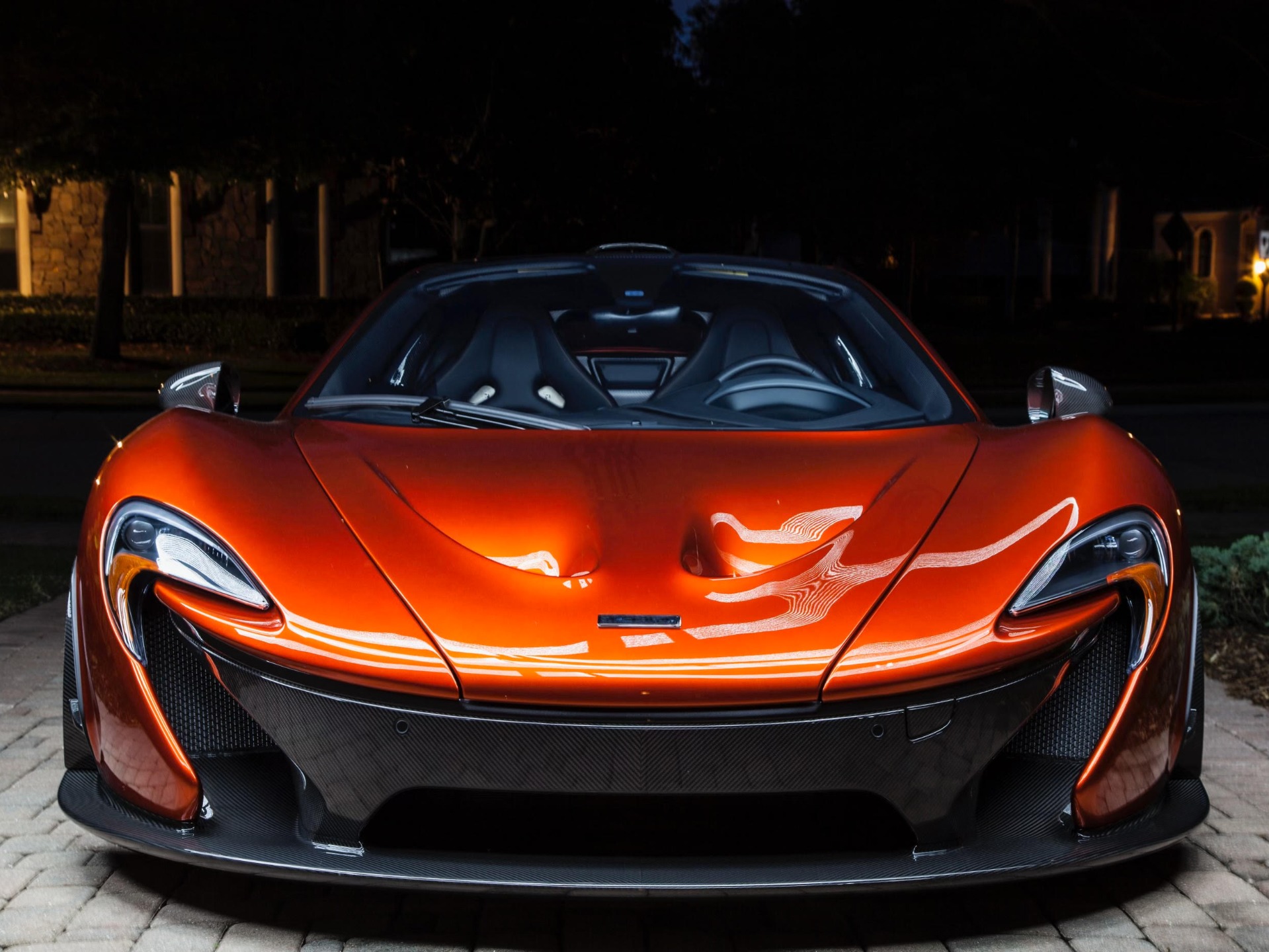 2014 McLaren P1, 2/6