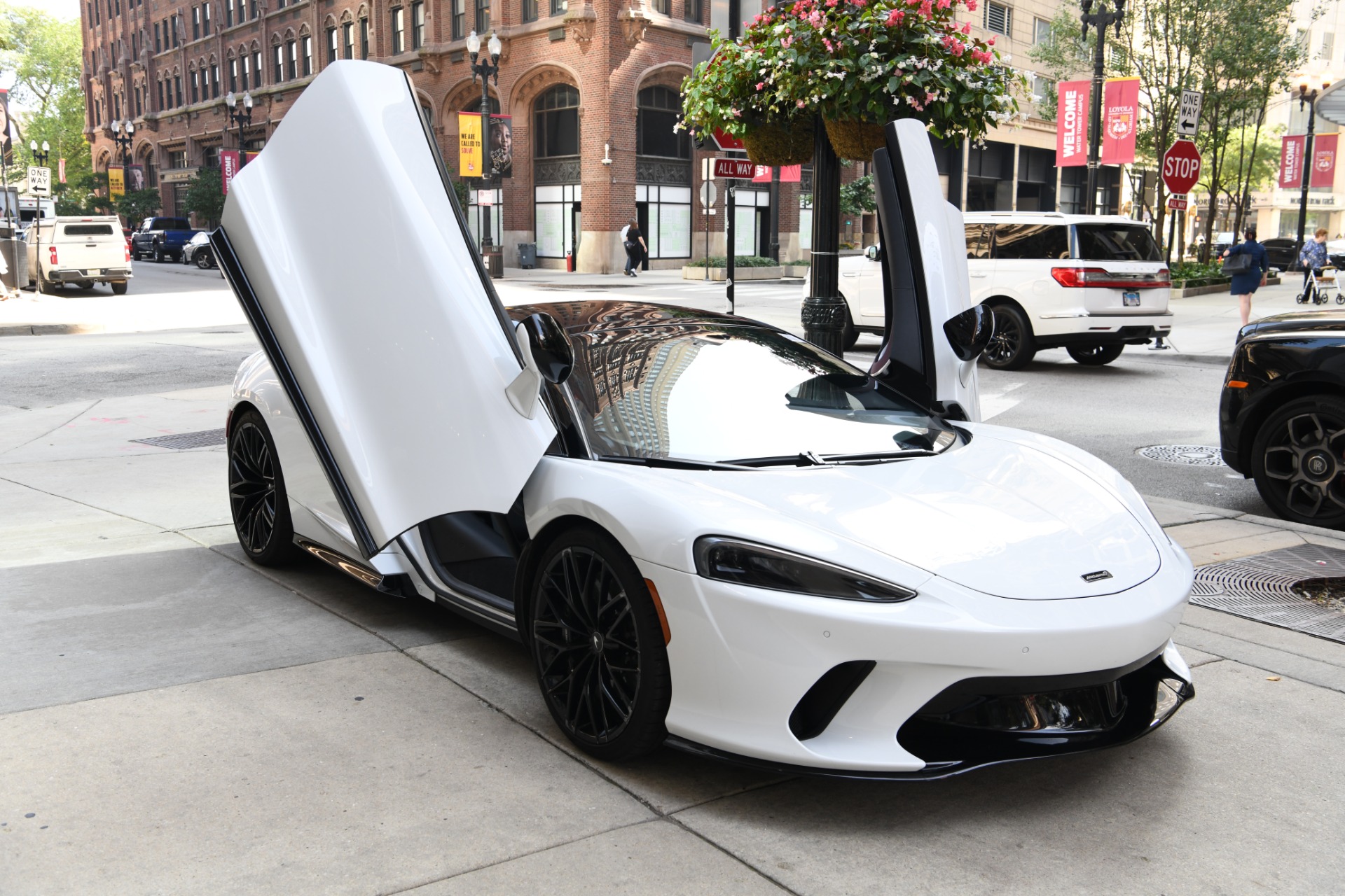 2023 McLaren GT, 3/20