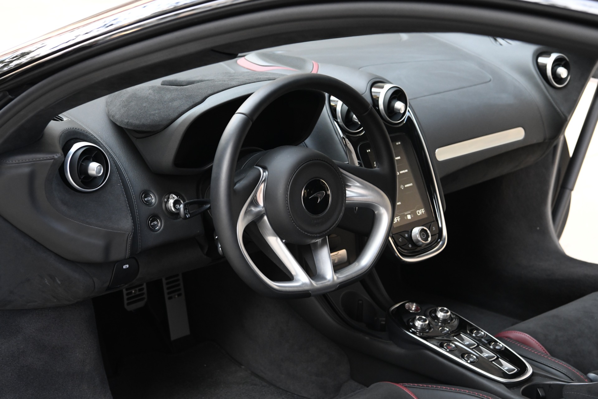 2023 McLaren GT, 12/20