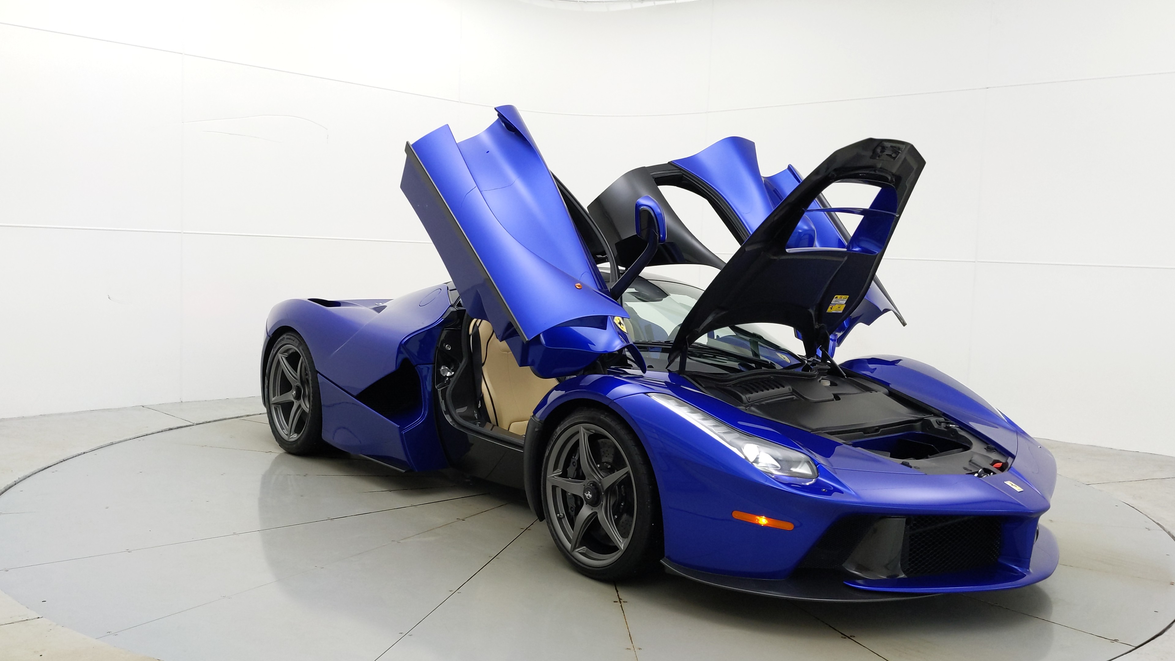 2014 Ferrari LaFerrari, 9/20