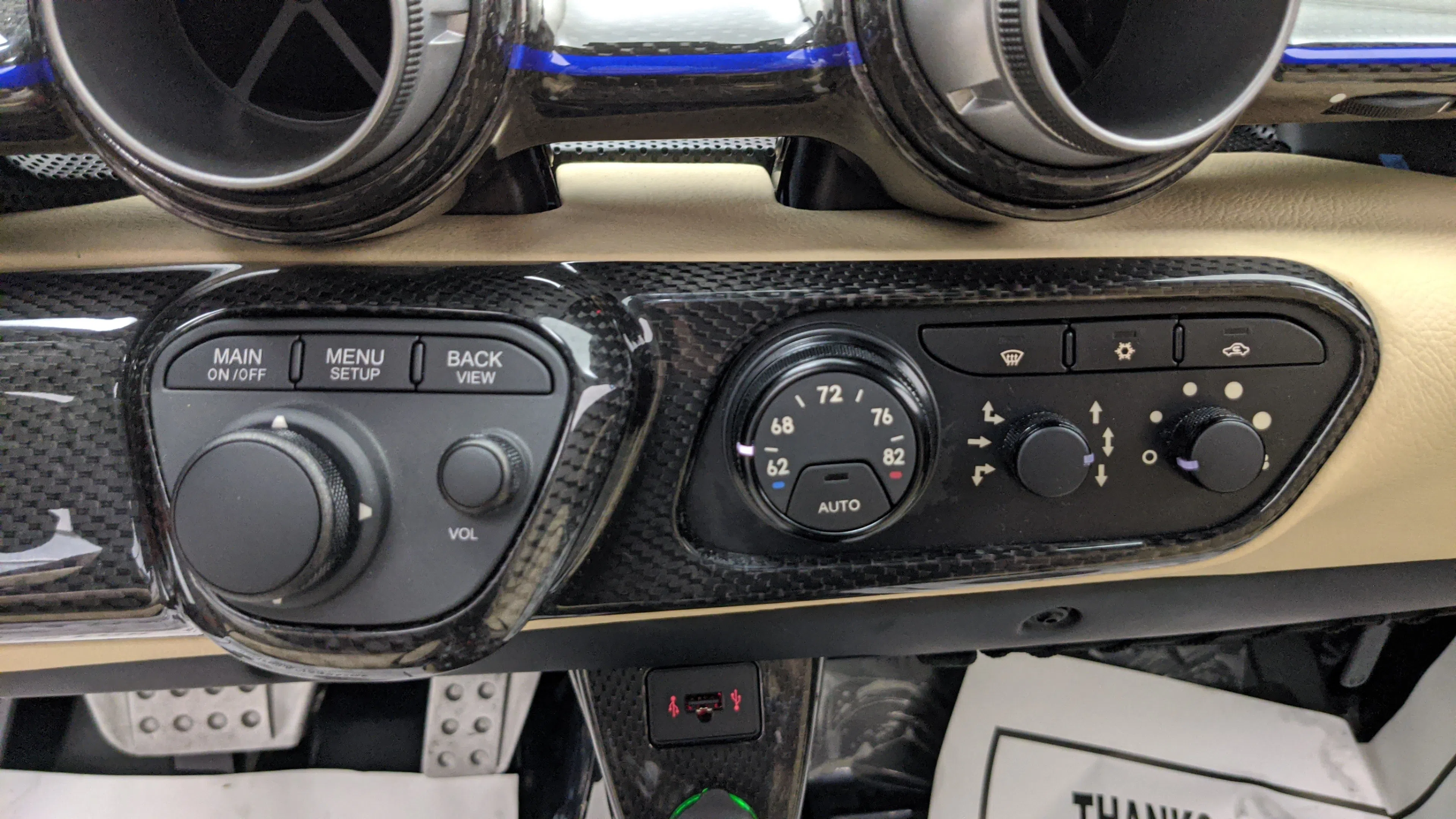2014 Ferrari LaFerrari interior, Crema