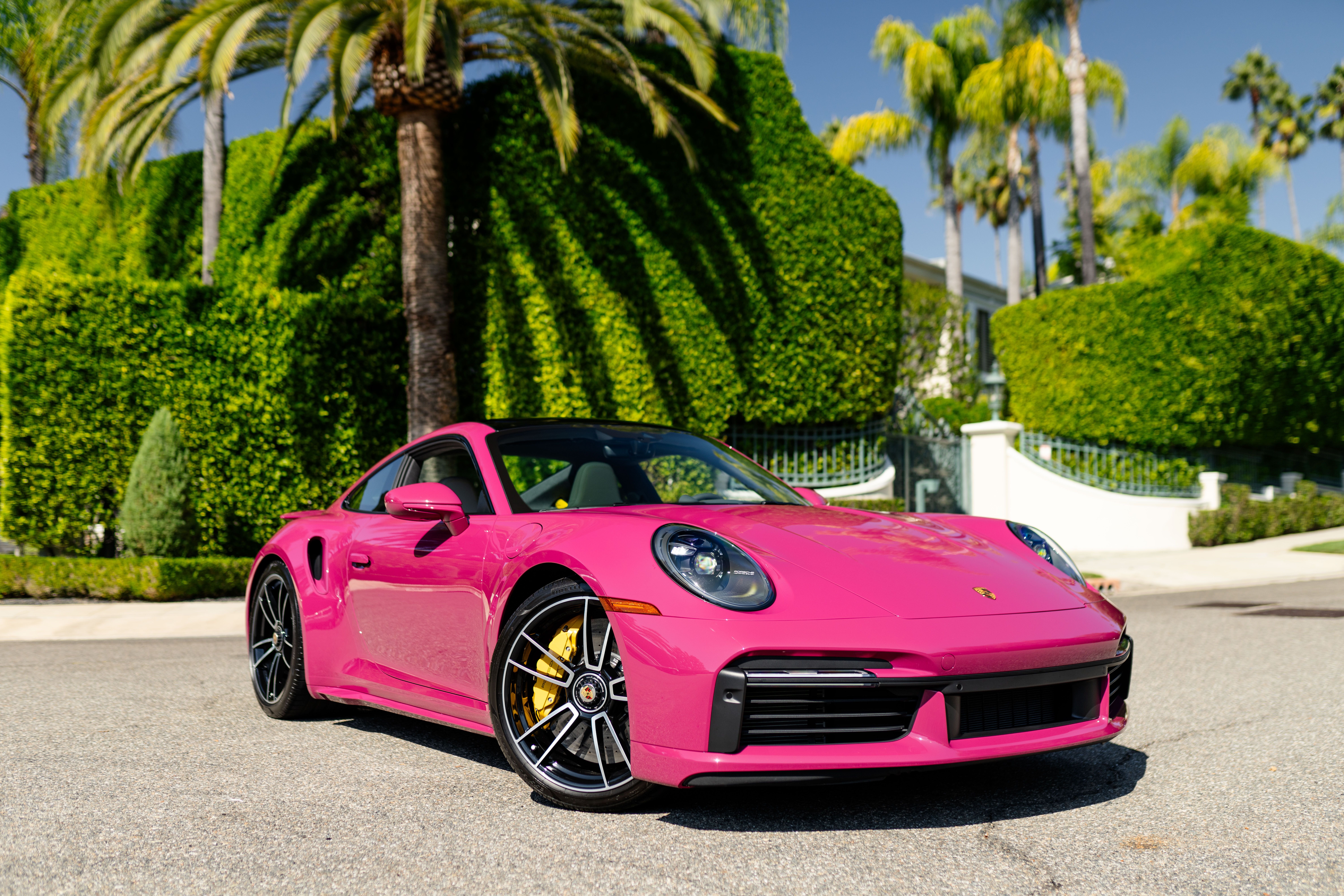 2023 Porsche 911 Turbo S, 2/13
