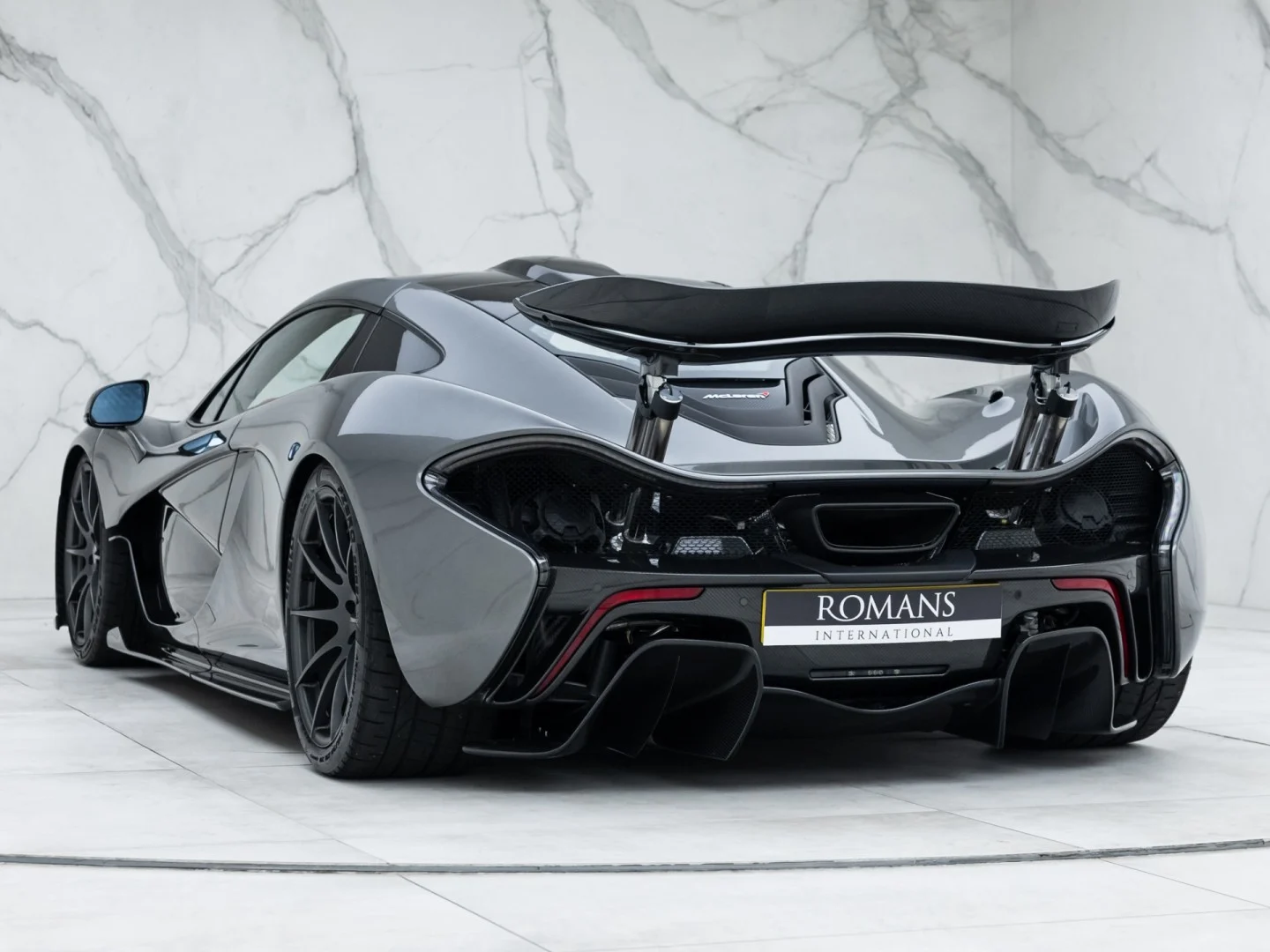 2015 McLaren P1, 9/20