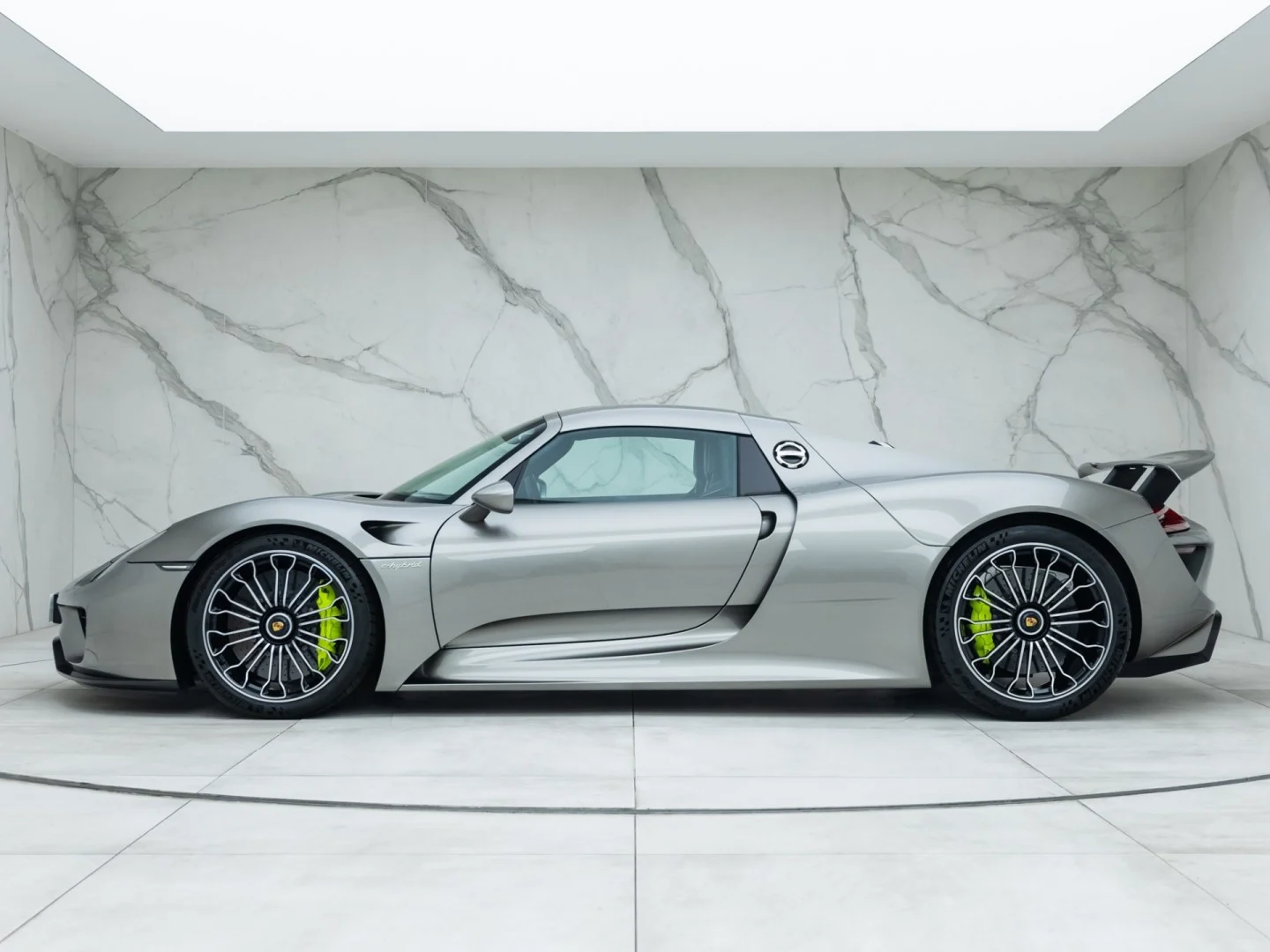 2015 Porsche 918 Spyder, 4/20