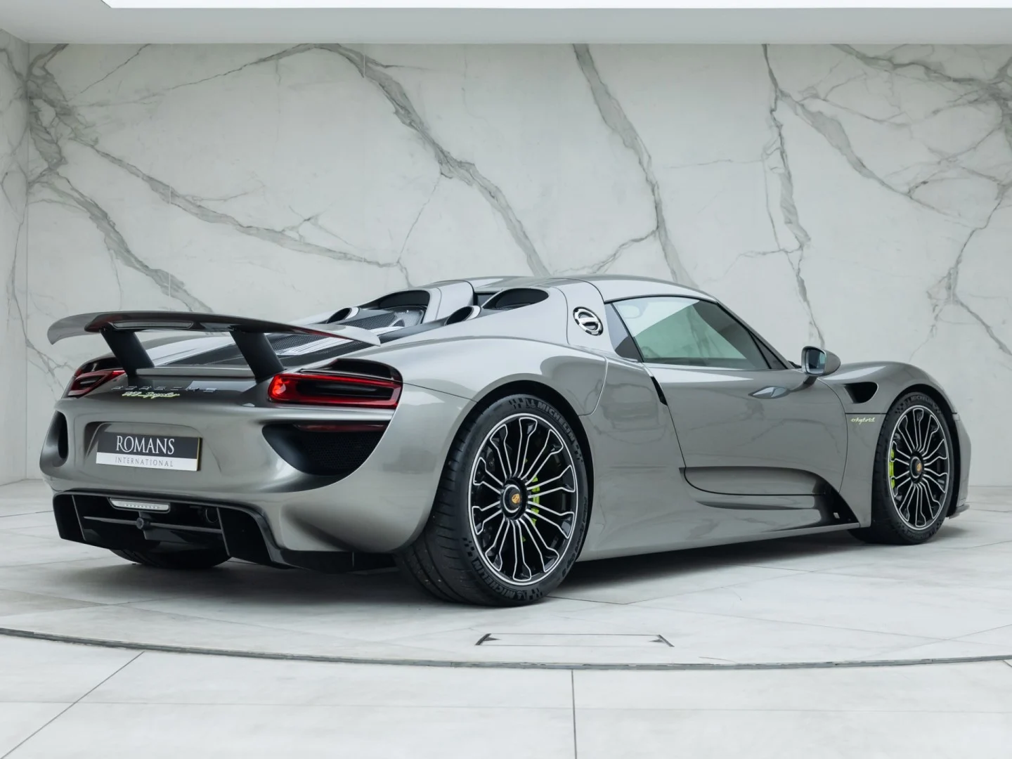 2015 Porsche 918 Spyder, 5/20