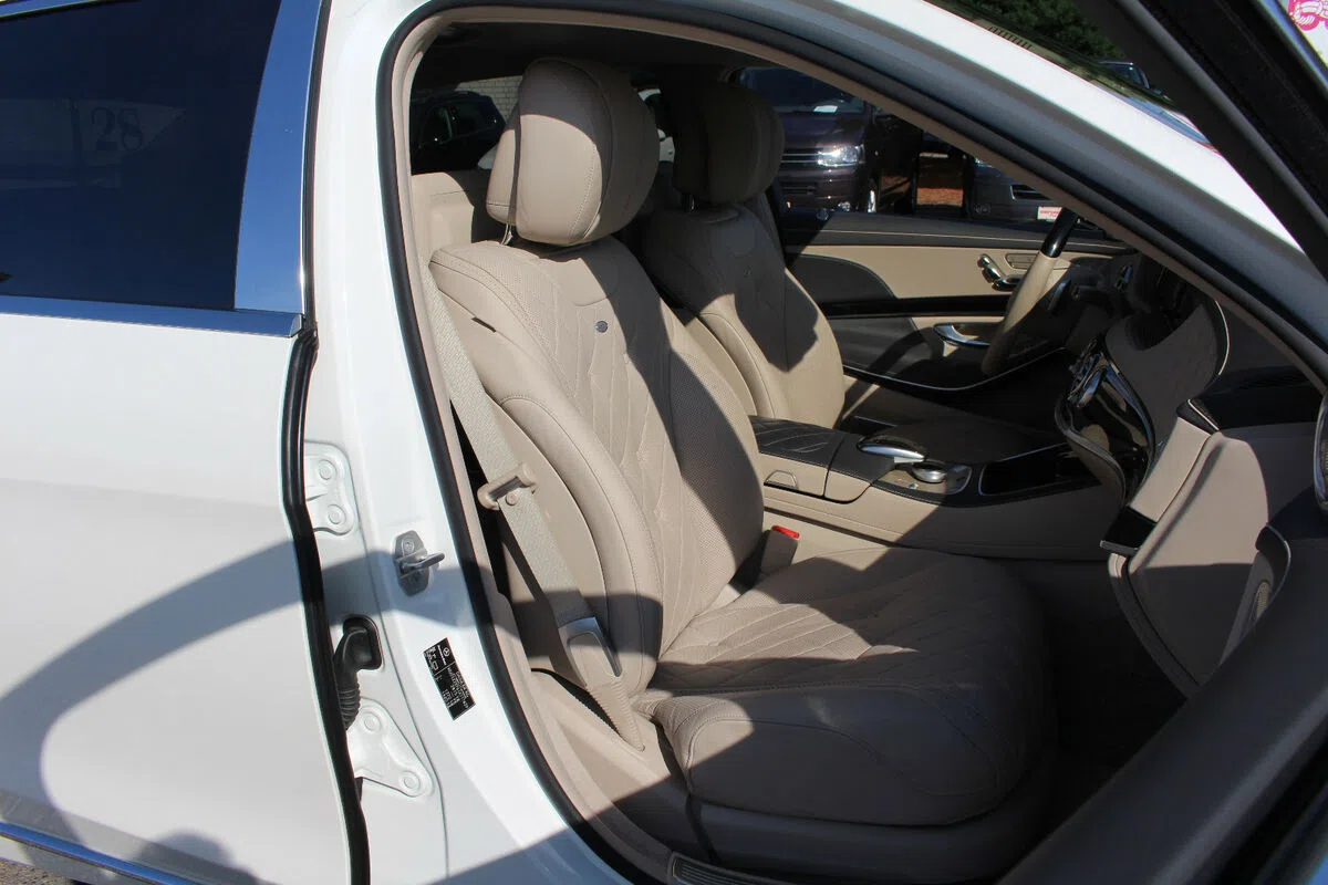 2014 Mercedes-Maybach S 600 interior, seats, Beige