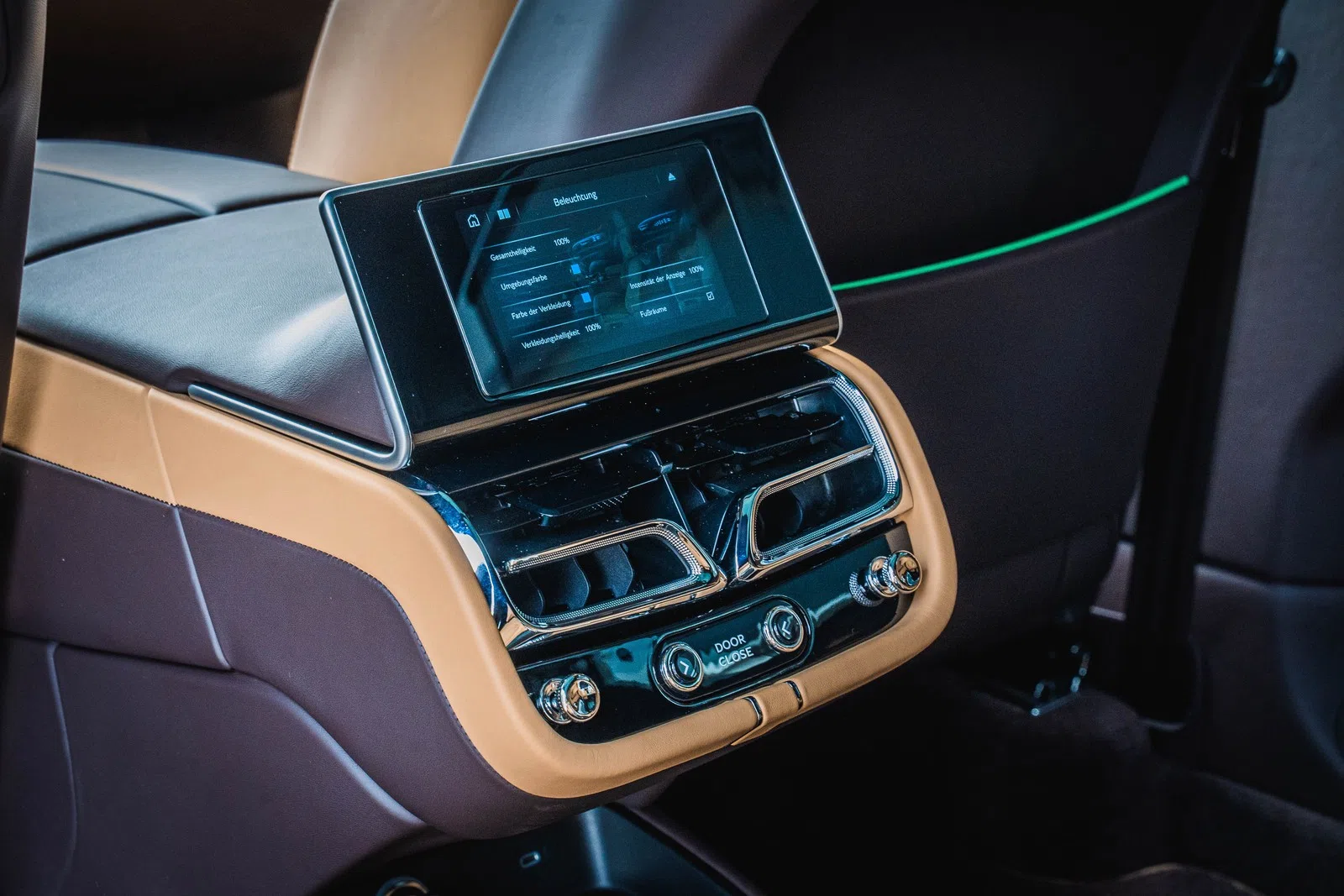 2023 Bentley Bentayga EWB Azure First Edition interior