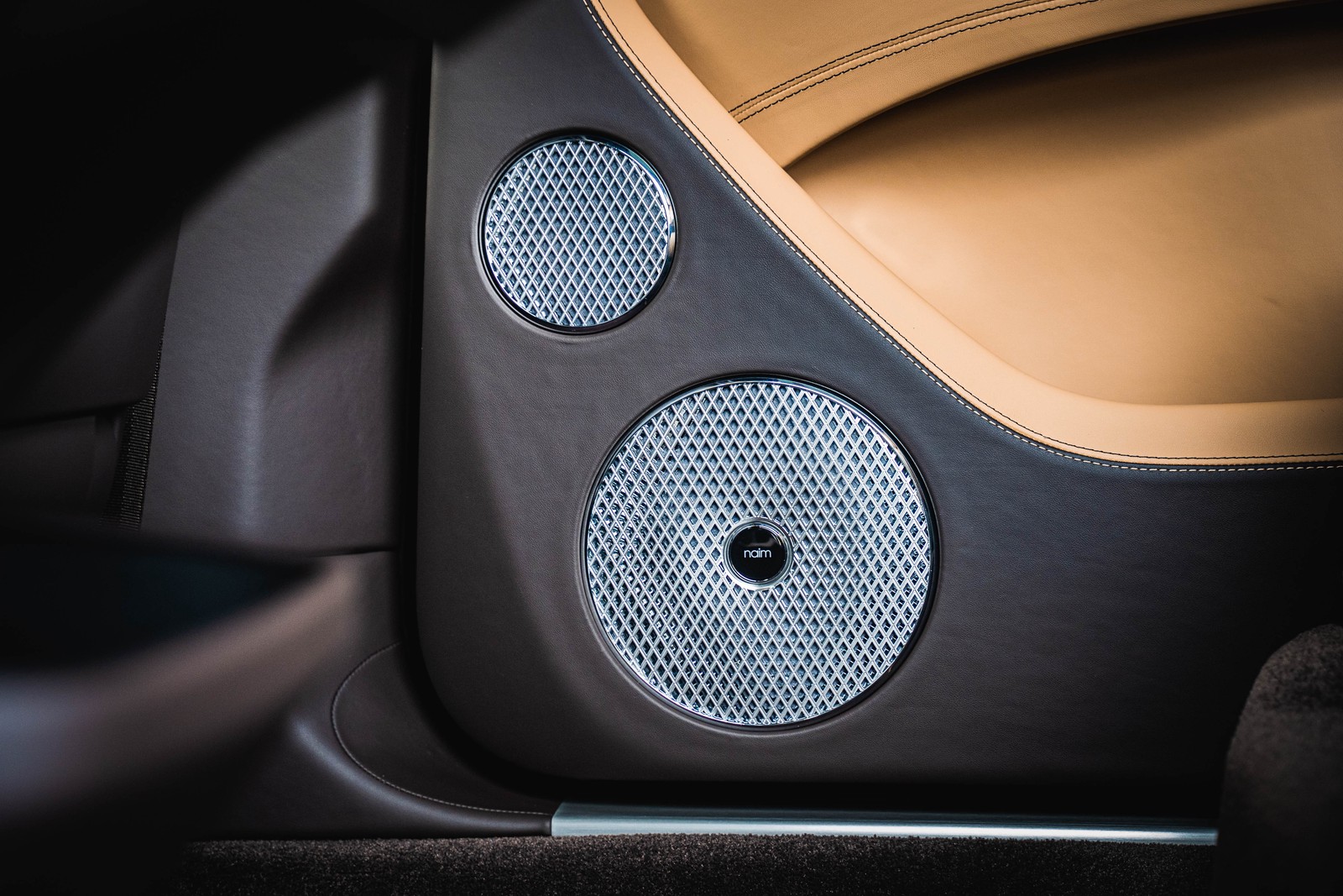 2023 Bentley Bentayga EWB Azure First Edition, 20/20