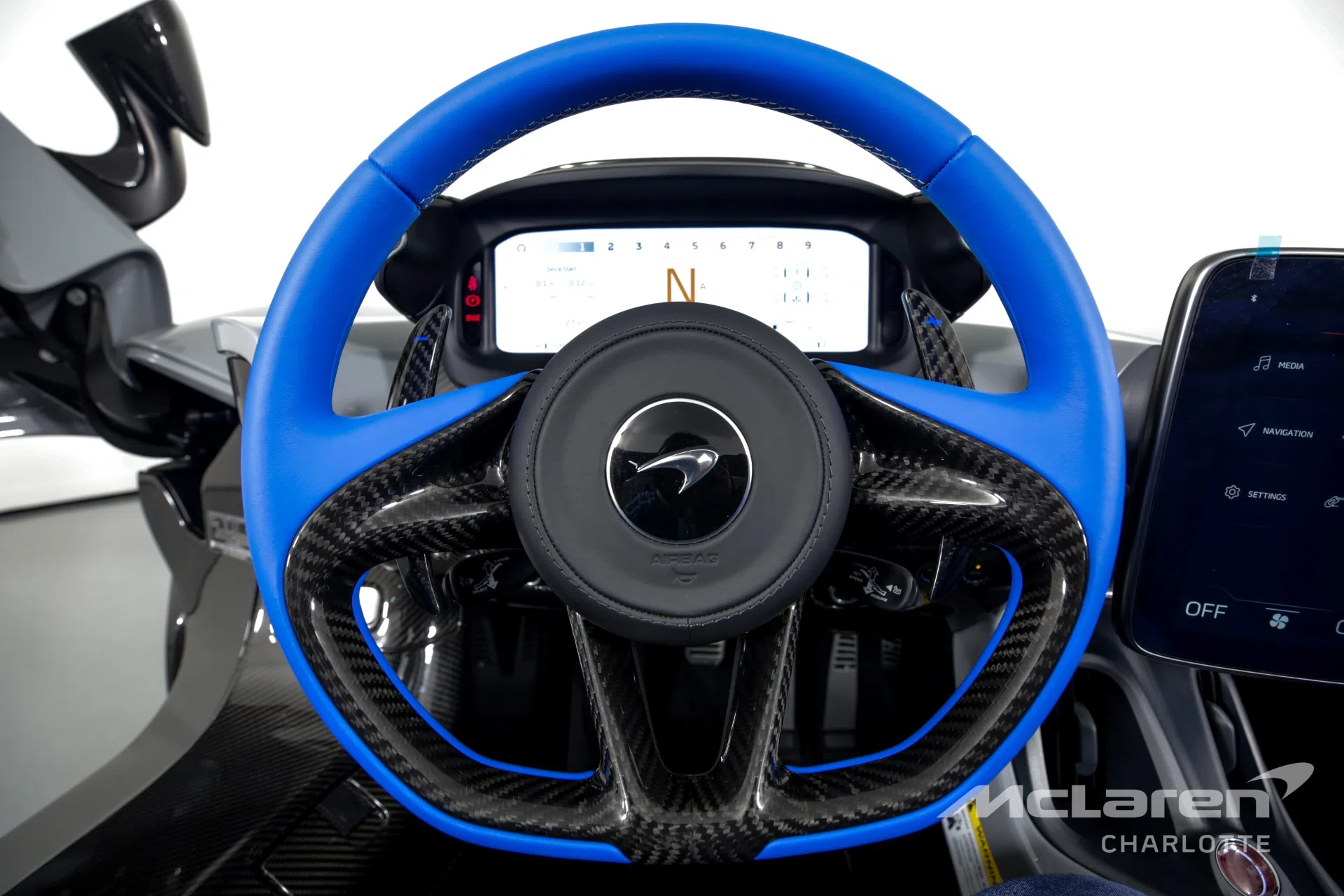 2021 McLaren Elva interior, steering wheel