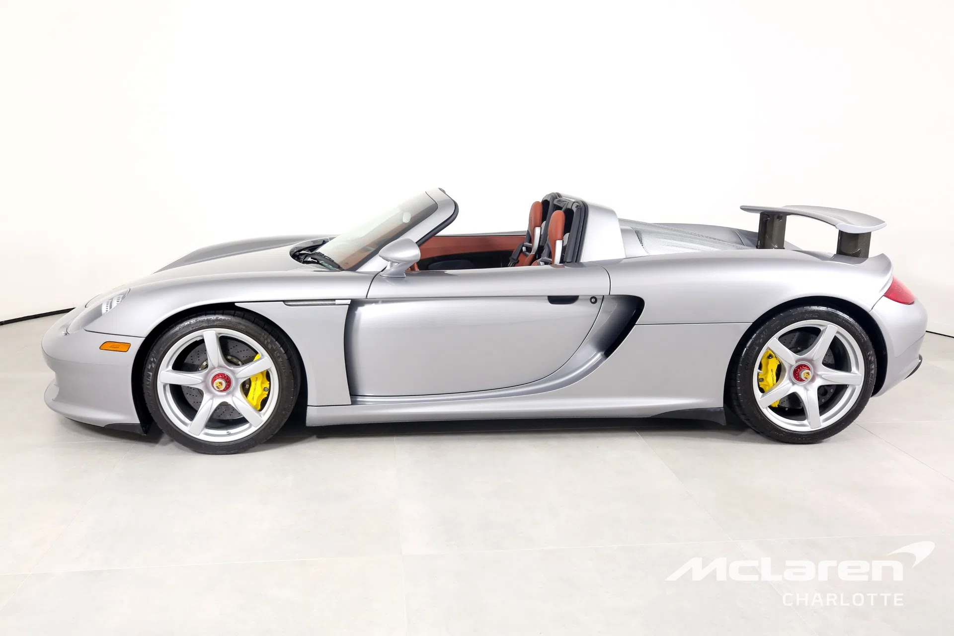 2004 Porsche CARRERA GT